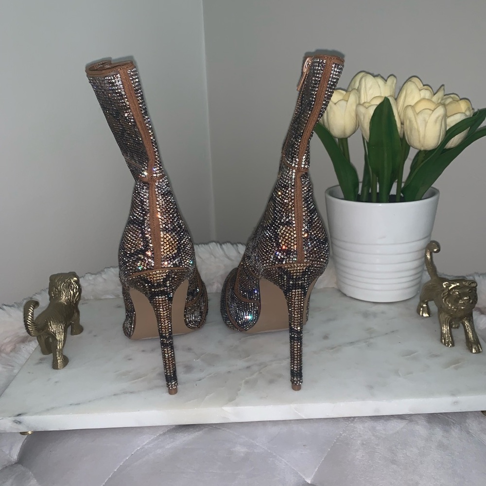 Steve Madden Rhinestone booties ✨ - Picture 3 of 4